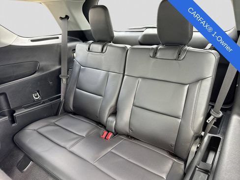 Used 2023 Ford Explorer XLT w/ Equipment Group 202A AWD/4WD image 25
