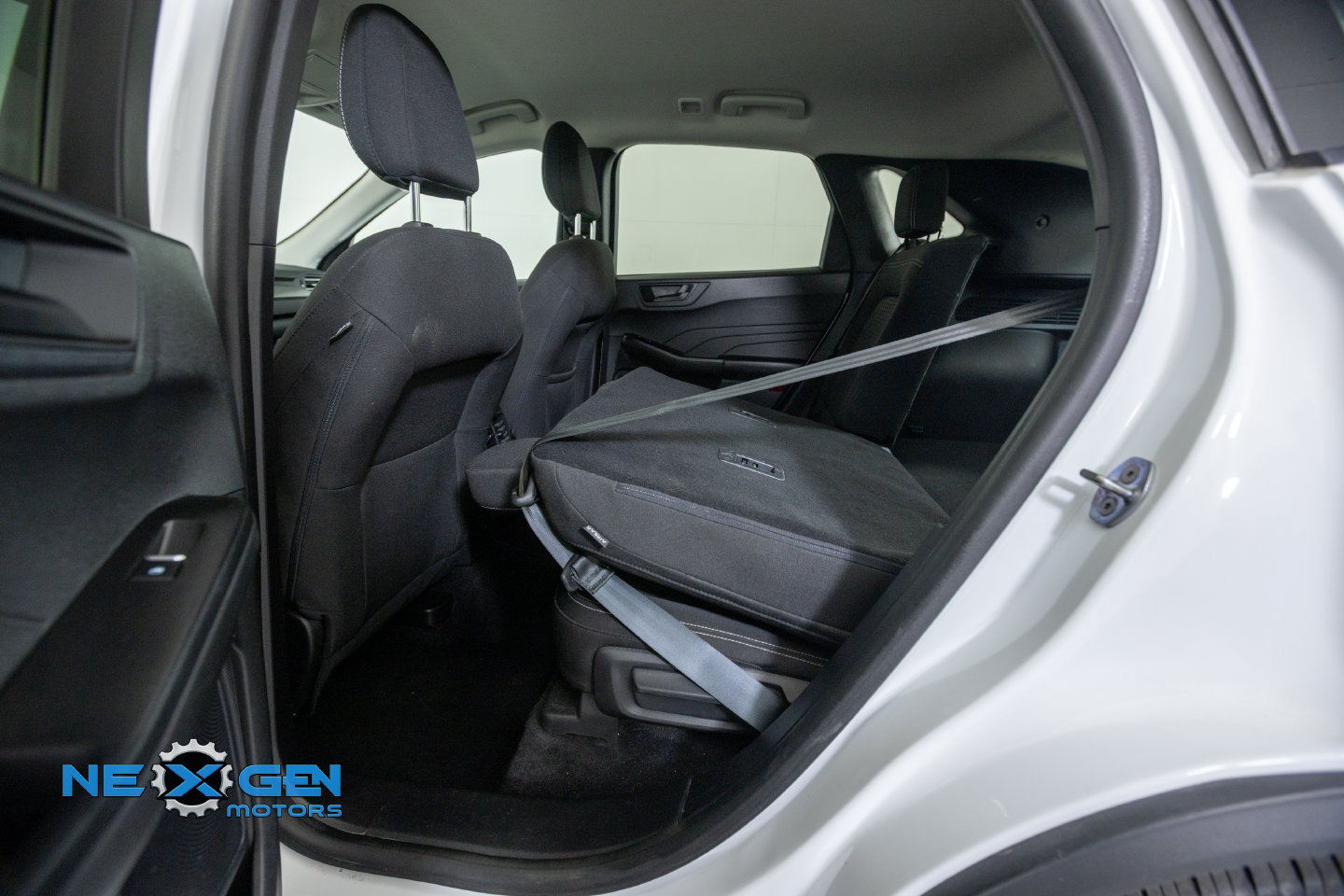 Used 2023 Ford Escape Active AWD/4WD image 31