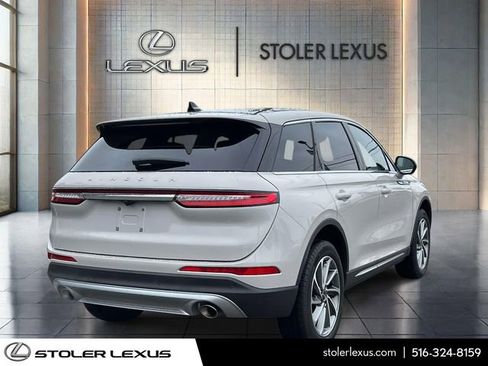 Used 2024 Lincoln Corsair AWD w/ Equipment Group 101A image 5