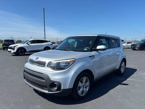 Used 2017 Kia Soul FWD image 7