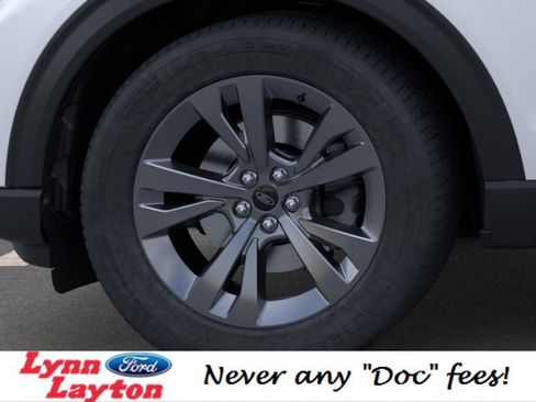 New 2026 Ford Explorer Active AWD/4WD image 19