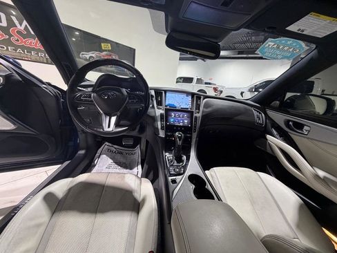 Used 2018 INFINITI Q60 Red Sport 400 w/ Sensory Package 3.0T Sport AWD/4WD image 22