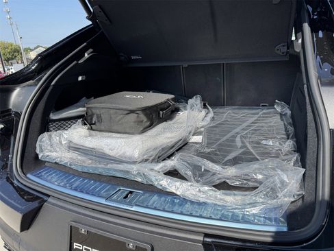 New 2026 Porsche Cayenne E-Hybrid Coupe image 27