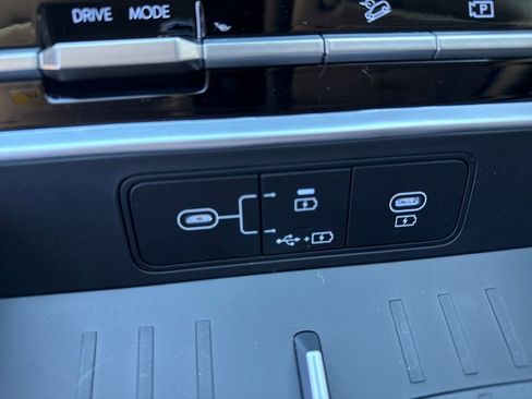 New 2026 Hyundai Santa Fe SE FWD image 29