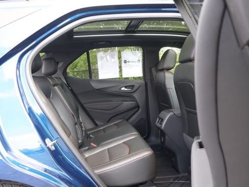 Used 2022 Chevrolet Equinox RS w/ RS Leather Package image 49