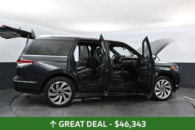 Used 2023 Lincoln Navigator Reserve AWD/4WD image 51