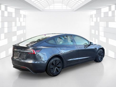 Used 2025 Tesla Model 3 Long Range RWD image 7
