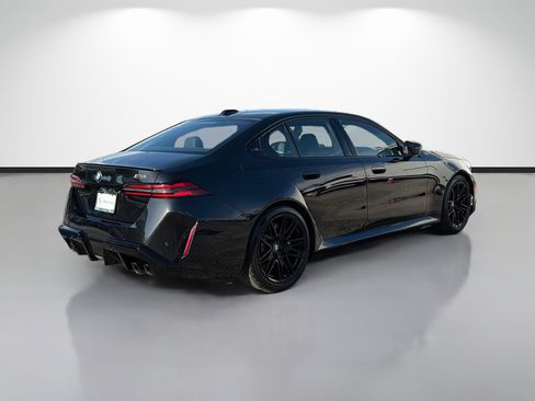 New 2027 BMW M5 w/ Executive Package AWD/4WD image 3