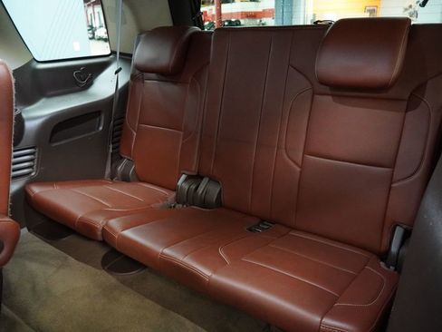 Used 2015 Chevrolet Tahoe LTZ AWD/4WD image 21
