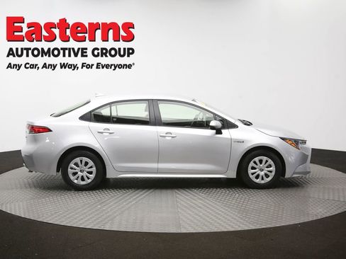 Used 2021 Toyota Corolla LE w/ Carpet Mat Package (TMS) image 43