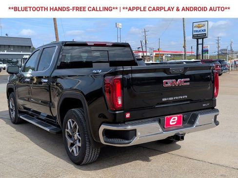 New 2026 GMC Sierra 1500 SLT image 6