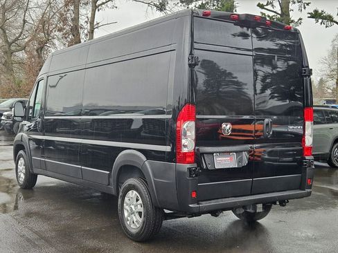 New 2026 RAM ProMaster 3500 w/ Quick Order Package 22G SLT image 5