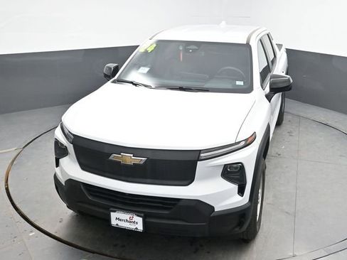 Used 2024 Chevrolet Silverado EV W/T AWD/4WD image 22
