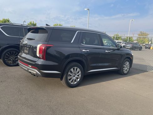 Used 2024 Hyundai Palisade SEL AWD/4WD image 5