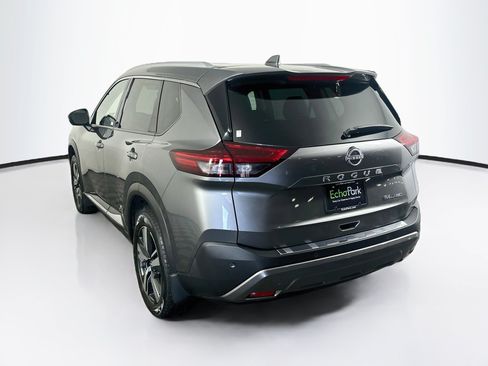 Used 2023 Nissan Rogue SL AWD/4WD image 5