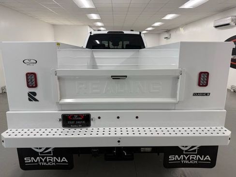 New 2026 Ford F350 XL w/ XL Chrome Package AWD/4WD image 7