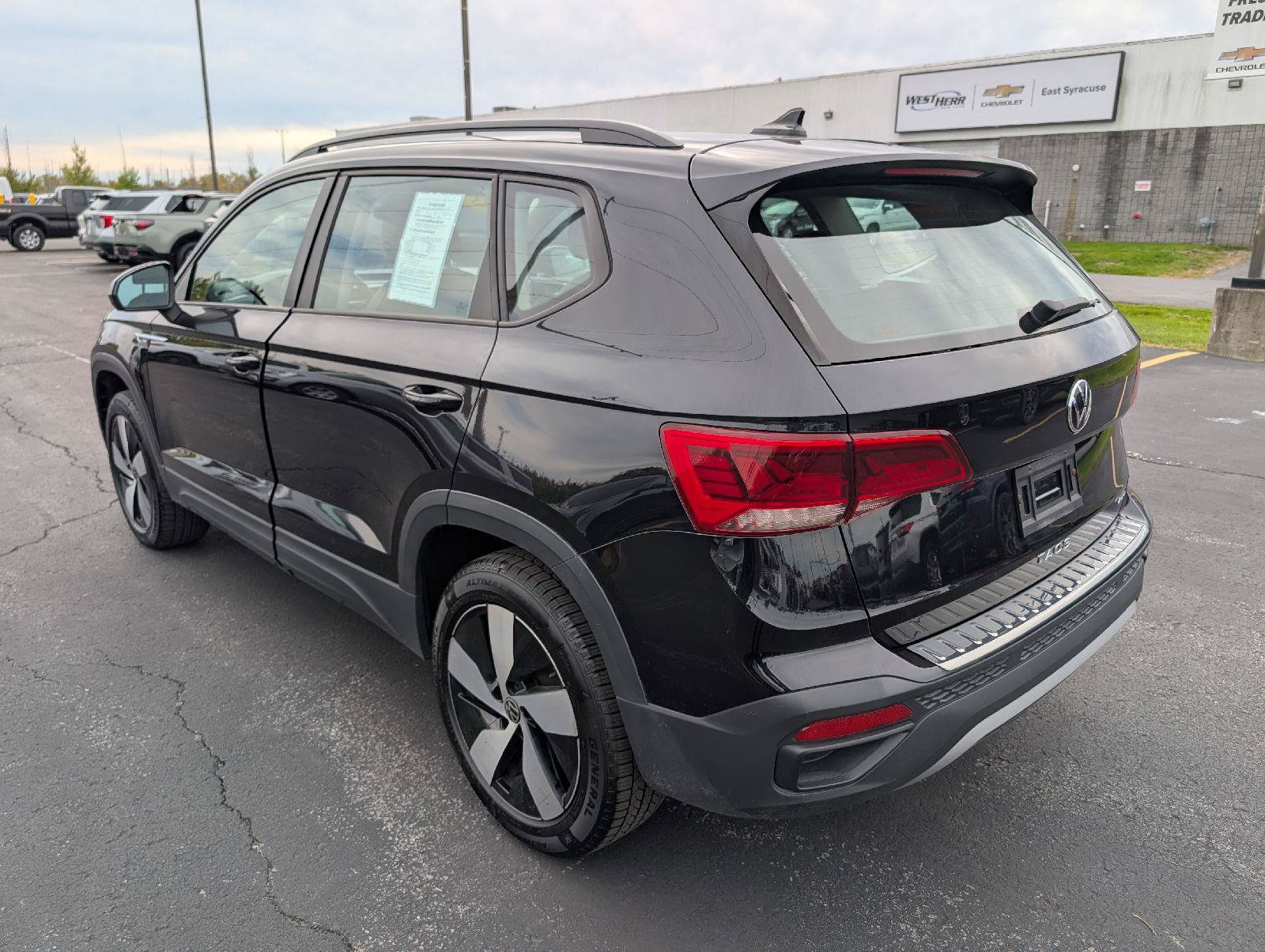 Used 2023 Volkswagen Taos S w/ Driver Assistance Package AWD/4WD image 6