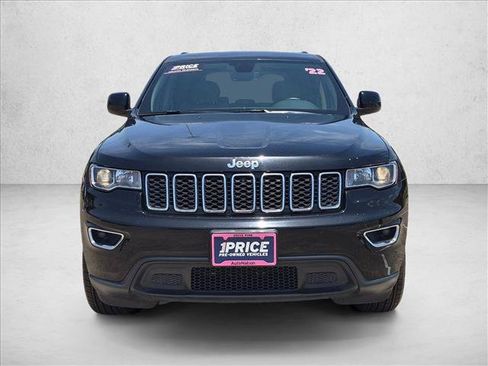 Used 2022 Jeep Grand Cherokee Laredo E w/ Security & Convenience Group AWD/4WD image 2