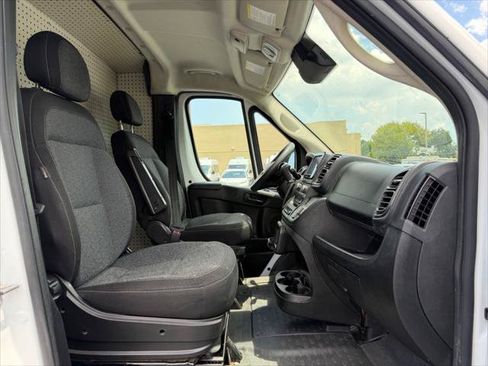 Used 2023 RAM ProMaster 2500 FWD image 12