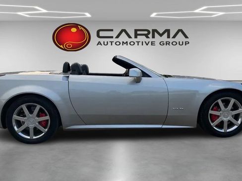 Used 2004 Cadillac XLR RWD image 6