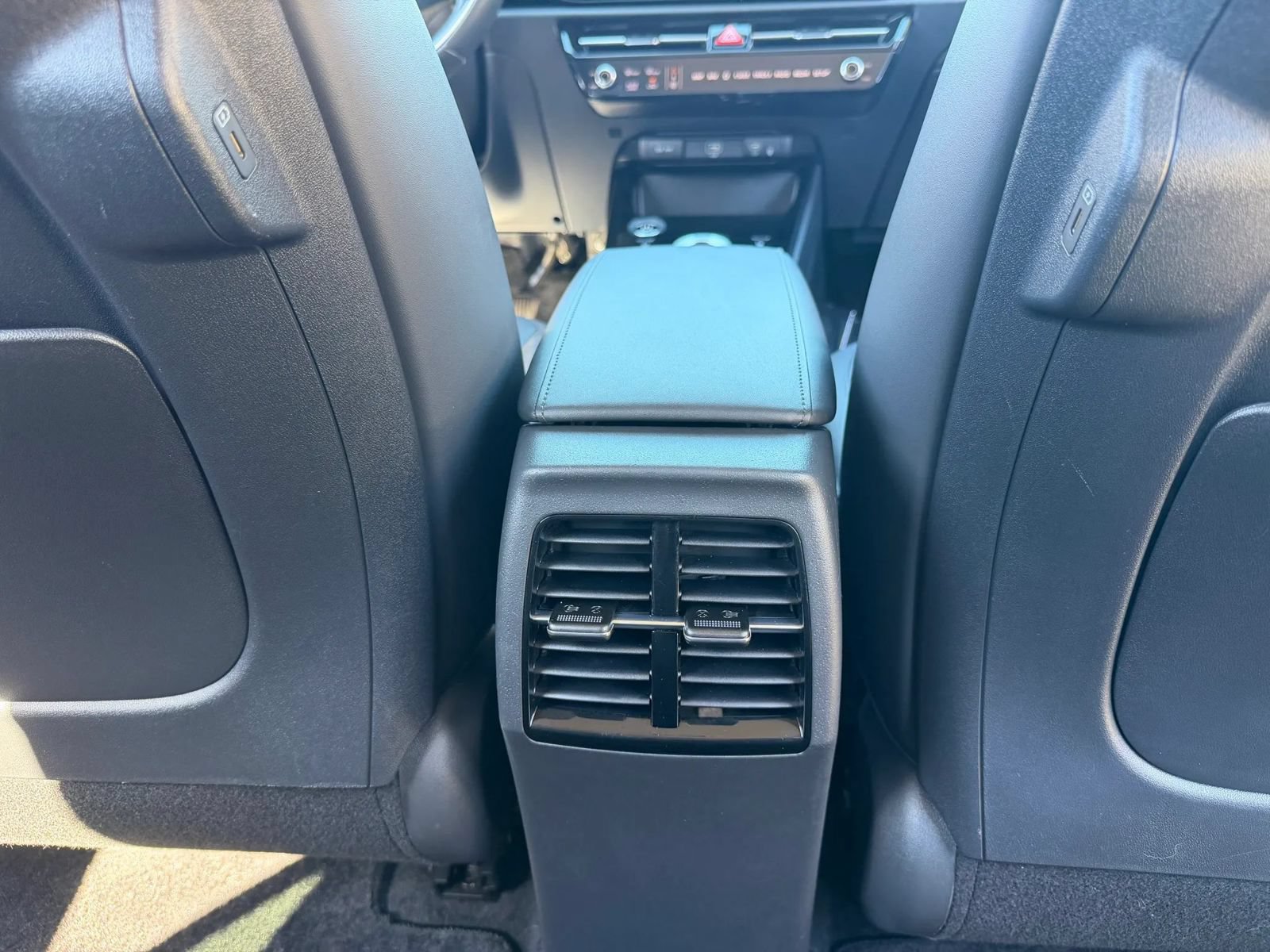 Used 2024 Kia Niro Wind FWD image 29