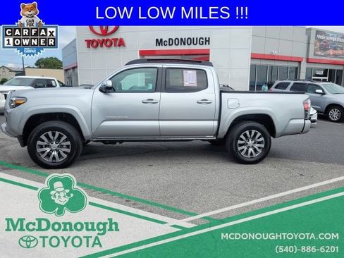 Used 2023 Toyota Tacoma Limited AWD/4WD image 4