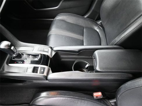 Used 2020 Honda Civic Touring image 33
