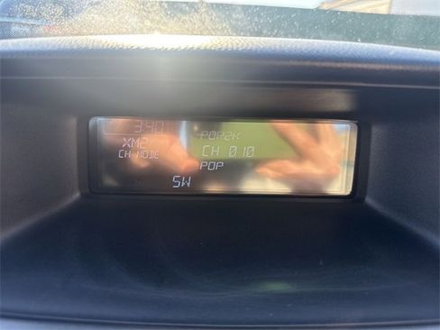 Used 2011 Honda Accord EX-L image 16