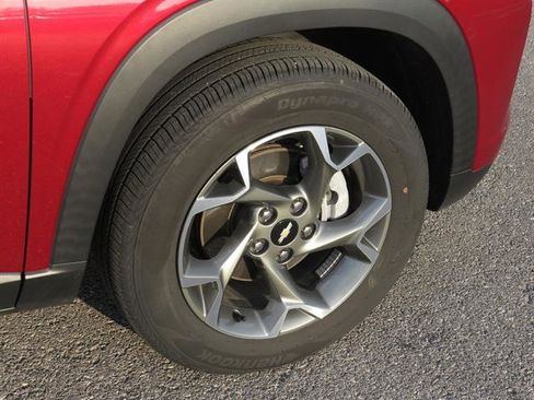 Used 2024 Chevrolet Trax LT image 6