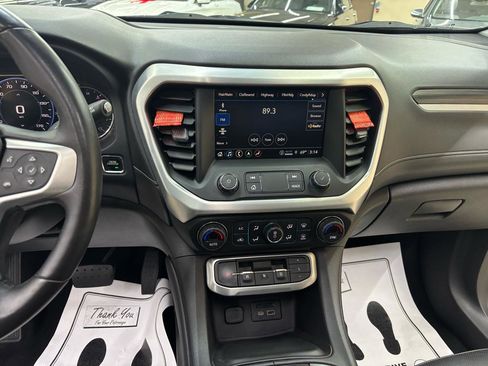 Used 2021 GMC Acadia SLT w/ Elevation Edition FWD image 43
