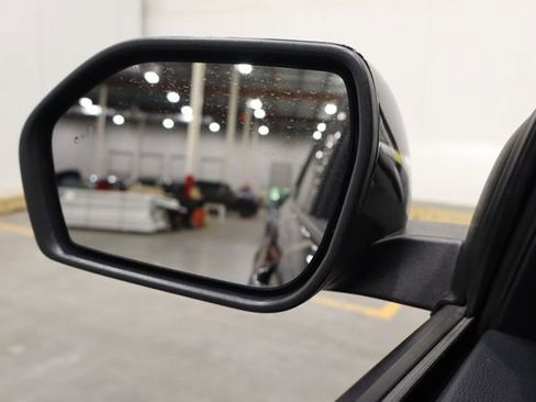 Used 2022 Ford Explorer Limited w/ Equipment Group 301A image 38