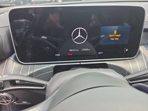 Used 2025 Mercedes-Benz C 300 4MATIC Sedan image 14