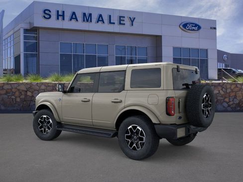 New 2025 Ford Bronco Outer Banks image 4