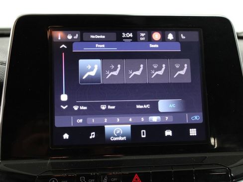 Used 2025 Jeep Compass Latitude AWD/4WD image 45