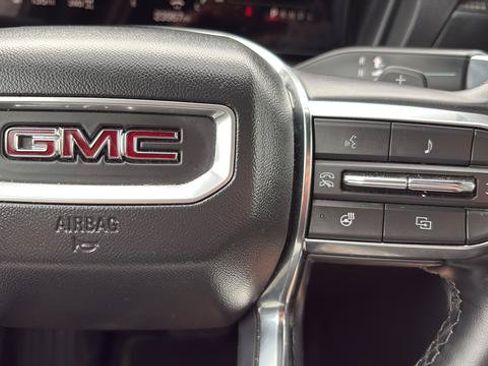 Used 2025 GMC Terrain Elevation AWD/4WD image 10