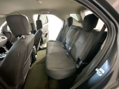 Used 2017 Chevrolet Equinox LT image 13