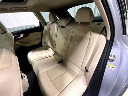 Used 2024 Audi A4 2.0T allroad Premium Plus w/ Premium Plus Package image 30