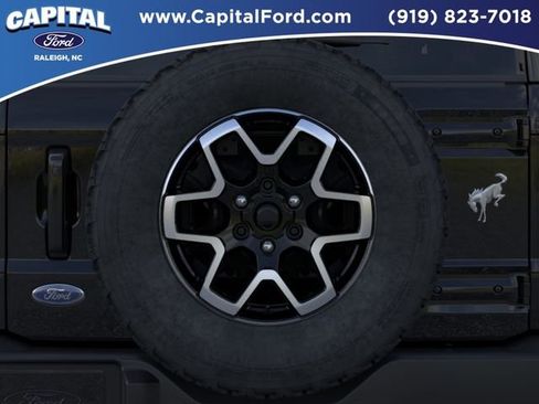 New 2025 Ford Bronco Outer Banks AWD/4WD image 24