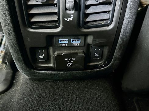 Used 2024 Dodge Durango GT image 38