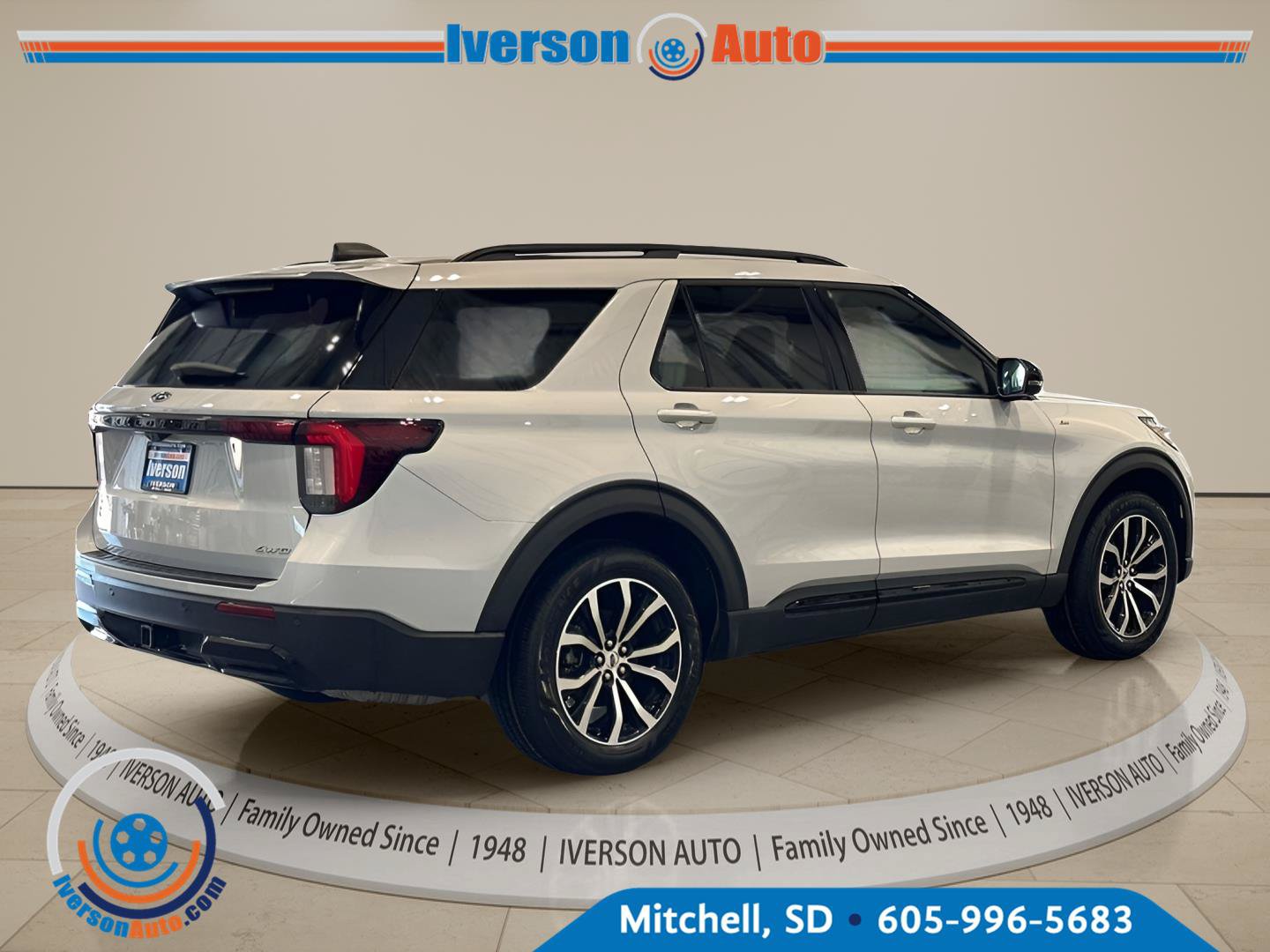 Used 2026 Ford Explorer ST-Line AWD/4WD image 9