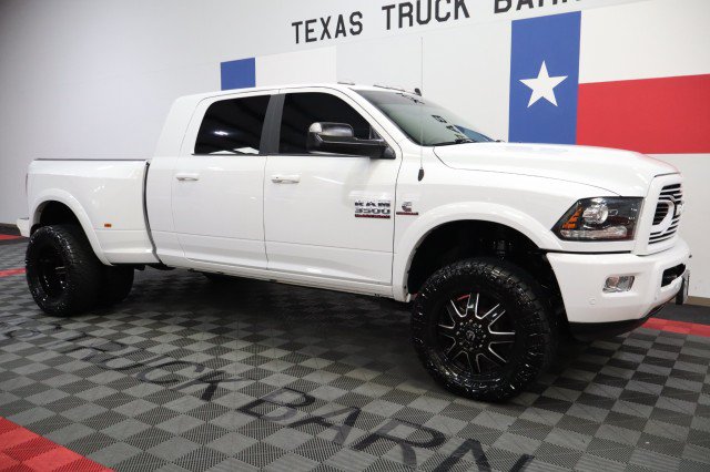 Used 2018 RAM 3500 Laramie w/ Sport Appearance Group AWD/4WD image 15