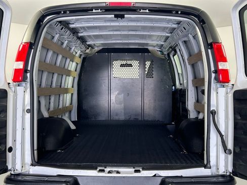 Used 2024 GMC Savana 2500 w/ Driver Convenience Package RWD image 13