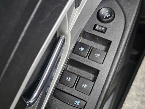 Used 2016 Chevrolet Equinox LT w/ Convenience Package FWD image 30