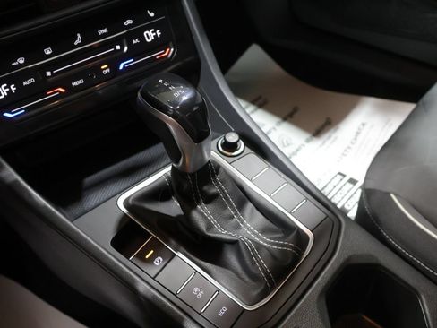 Used 2025 Volkswagen Jetta Sport FWD image 27