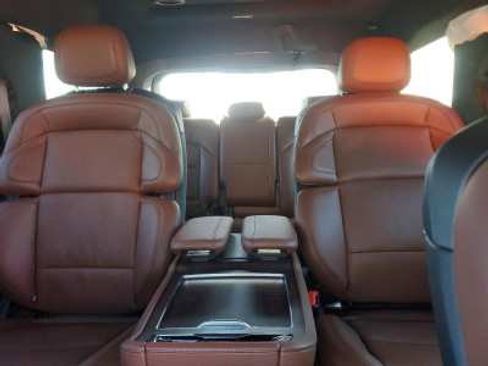 Used 2025 Lincoln Navigator Reserve AWD/4WD image 7
