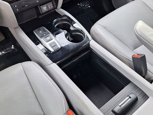 Used 2016 Honda Pilot Elite image 31