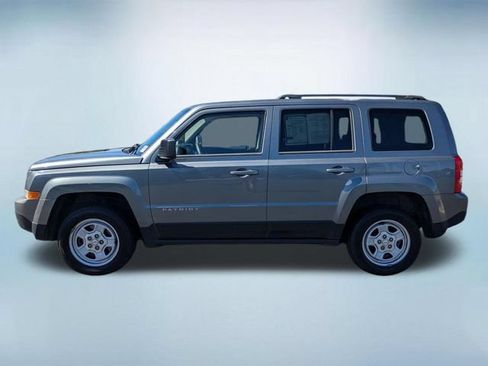 Used 2014 Jeep Patriot Sport w/ Power Value Group AWD/4WD image 4