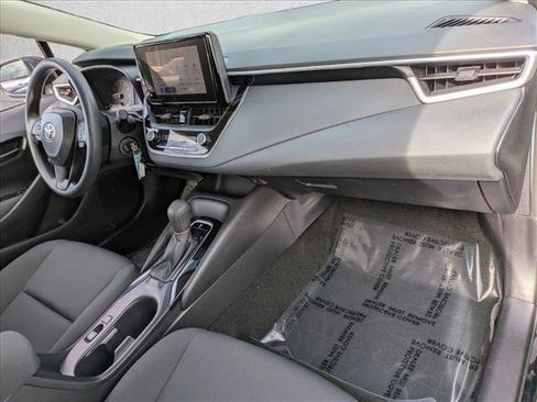 Certified 2025 Toyota Corolla LE image 20