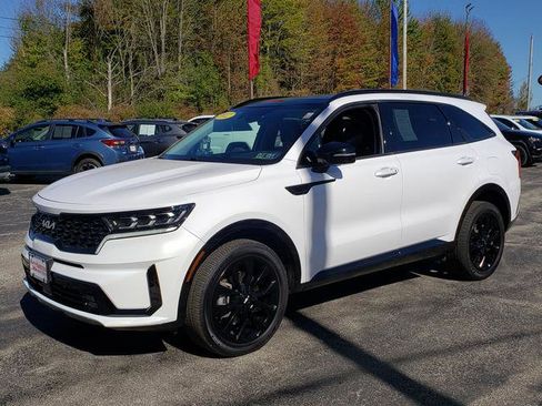 Used 2022 Kia Sorento SX image 3