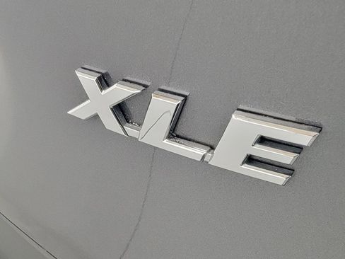 Used 2024 Toyota RAV4 XLE image 10